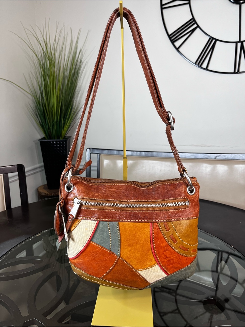 FOSSIL Leather Patchwork
Shoulder Bag Crossbody Hobo
Handbag Purse